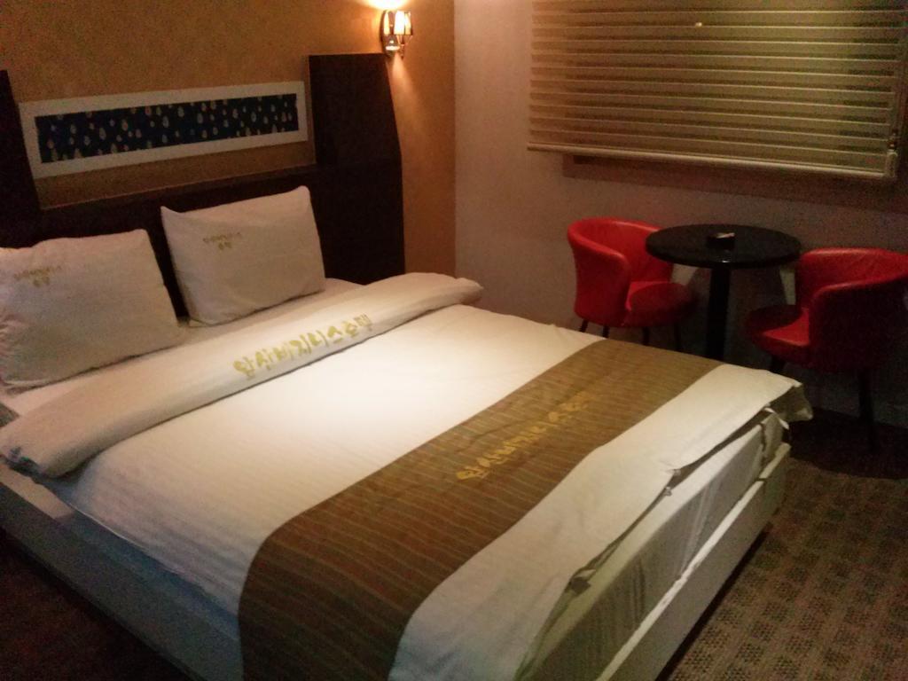 Apsan Business Hotel Tegu Szoba fotó